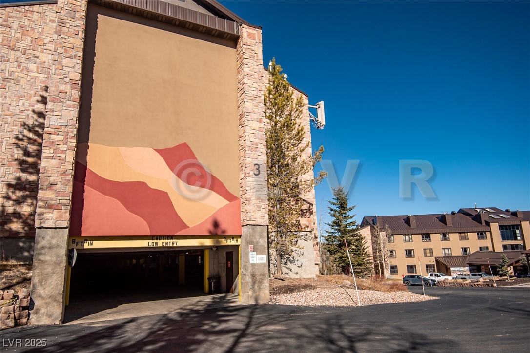 223 Hunter Ridge Drive, Unit 121 Brian Head, UT 84719 - Photo 31 of 35 View of building exterior