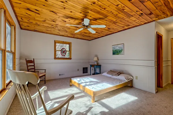 $449,900 | 817 Riverbend Drive, Hayesville, NC 28904