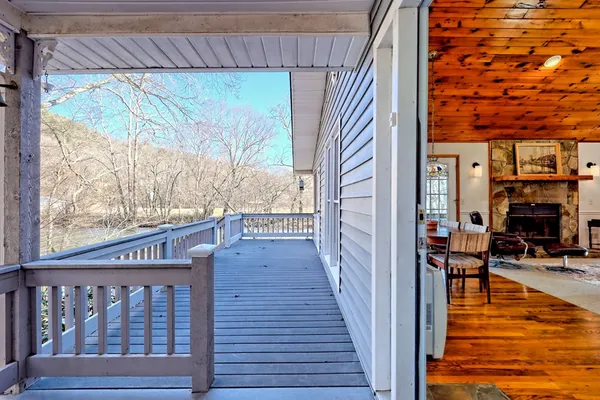 $449,900 | 817 Riverbend Drive, Hayesville, NC 28904