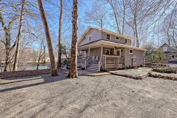 $449,900 | 817 Riverbend Drive, Hayesville, NC 28904