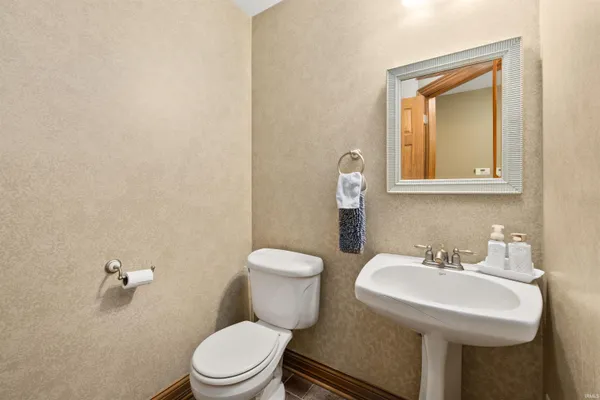 $589,900 | 1201 Phaeton Way, Auburn, IN 46706