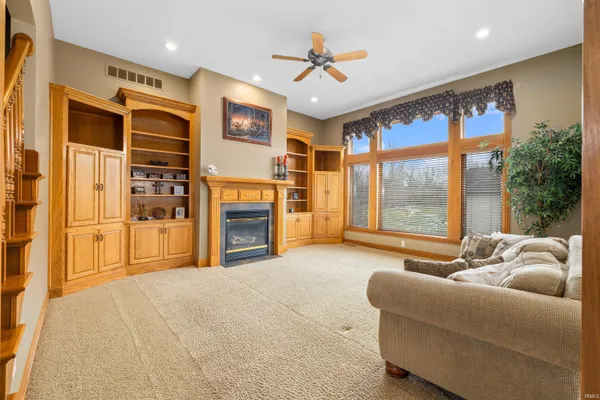 $589,900 | 1201 Phaeton Way, Auburn, IN 46706