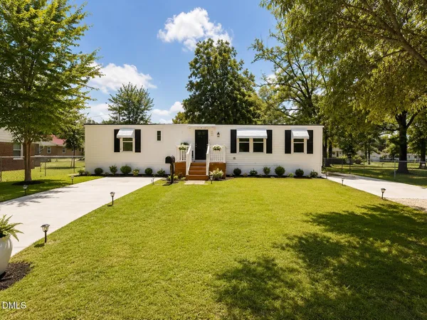 $170,000 | 305 West Preston Street, Selma, NC 27576