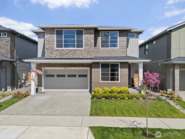 $799,900 | 20523 153rd Street East, Bonney Lake, WA 98391