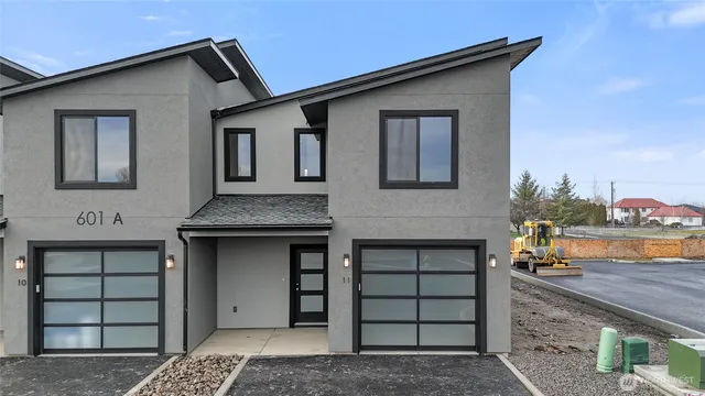 $346,700 | 601 Lot 11 Dorsing Street, Unit C, Moses Lake, WA 98837