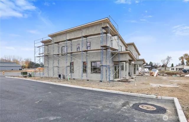 $346,700 | 601 Lot 11 Dorsing Street, Unit C, Moses Lake, WA 98837