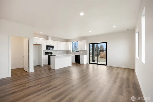 $346,700 | 601 Lot 11 Dorsing Street, Unit C, Moses Lake, WA 98837