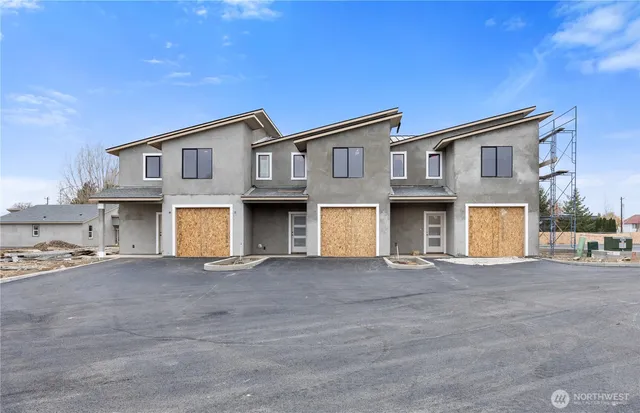 $346,700 | 601 Lot 11 Dorsing Street, Unit C, Moses Lake, WA 98837
