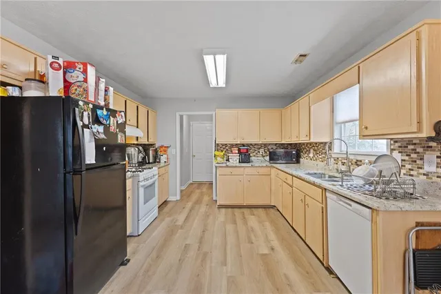 $282,500 | 130 Goldfinch Drive, Covington, GA 30016