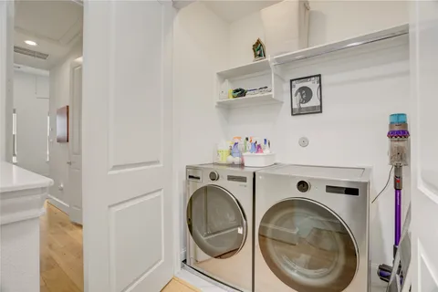 $587,000 | 3317 West 11th Street, Houston, TX 77008