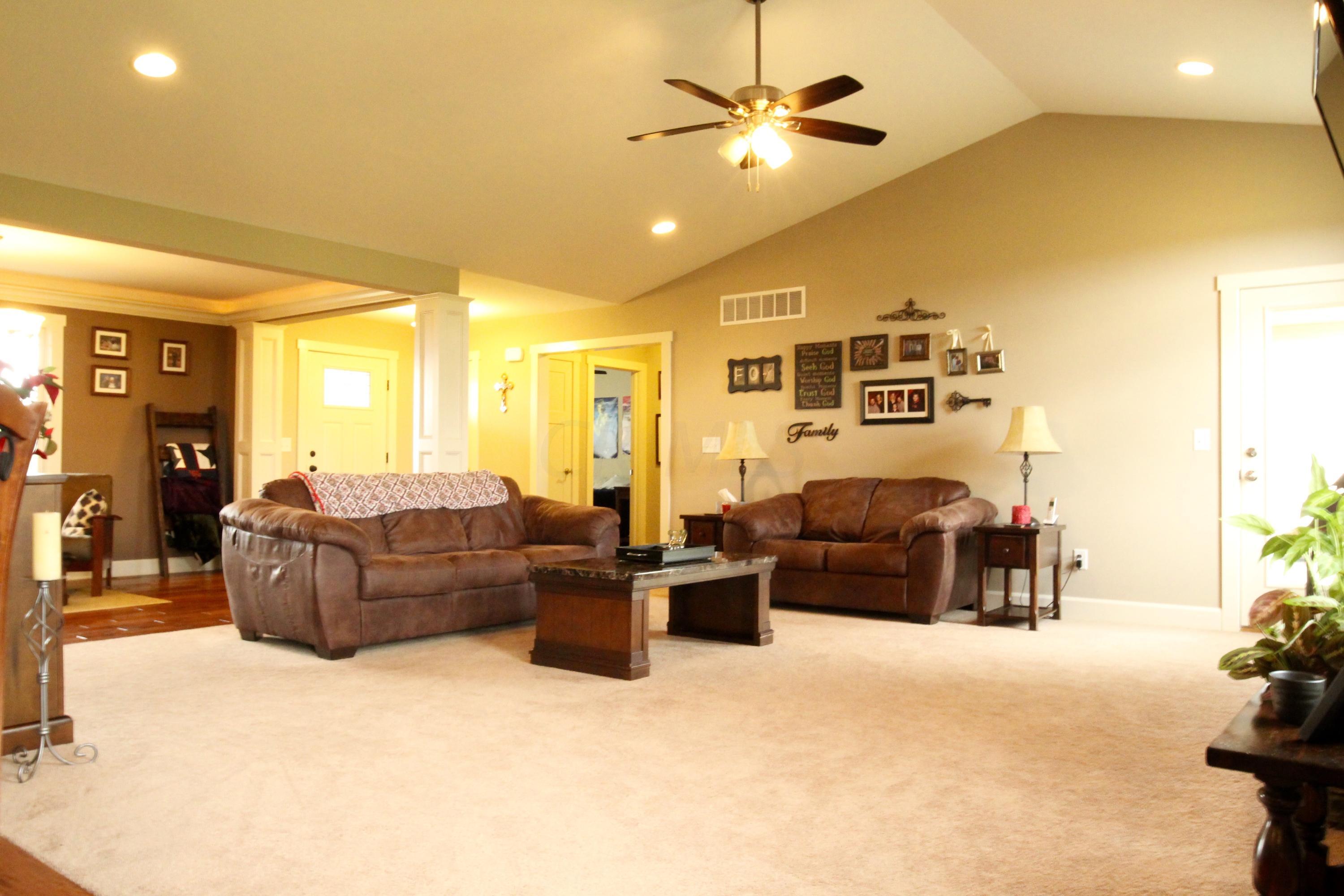 1257 Mt Zion Road Southwest Lancaster, OH 43130 - Photo 6 of 27