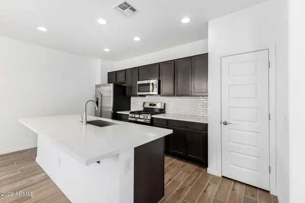 $2,050 | 3731 North 99th Drive, Avondale, AZ 85392