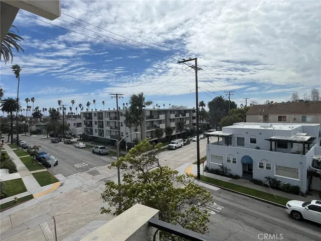 $762,500 | 3737 2nd Street, Unit 301, Long Beach, CA 90803