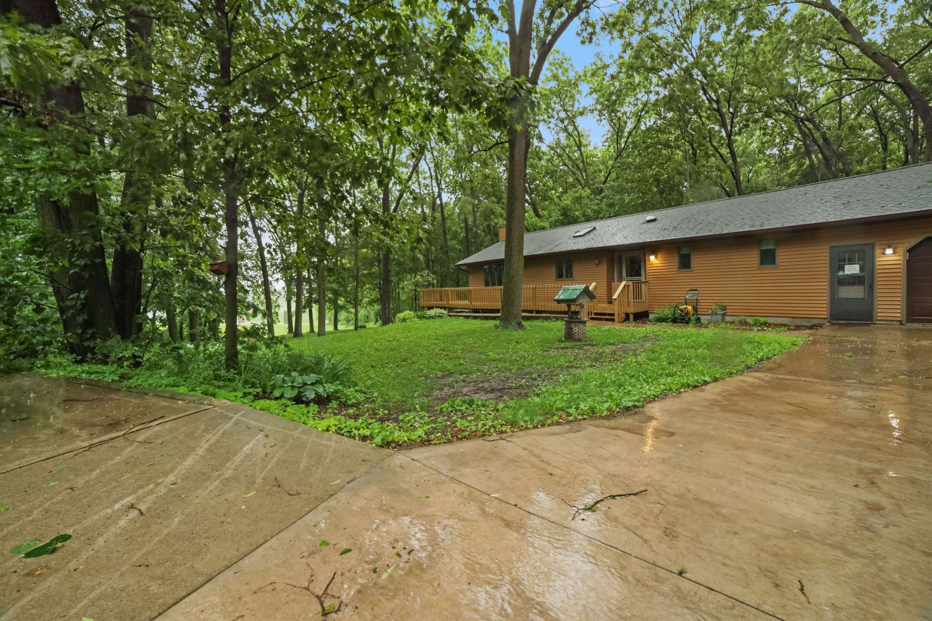 N2291 Richland Road Monroe, WI 53566 - Photo 13 of 70