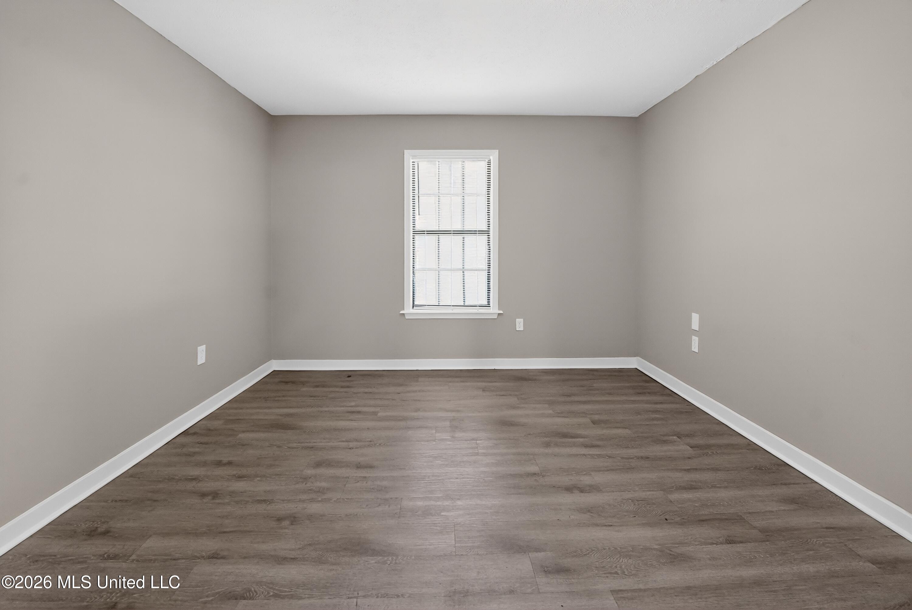 125 Brandy Run Road Brandon, MS 39047 - Photo 11 of 45 26_125_Brandy_Run_Rd_Brandon-Living_room