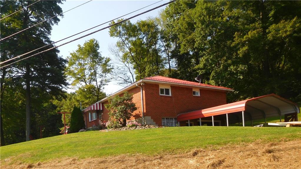 121 Dead End Road Shelocta, PA 15774 - Photo 4 of 19 Gallery Image 4
