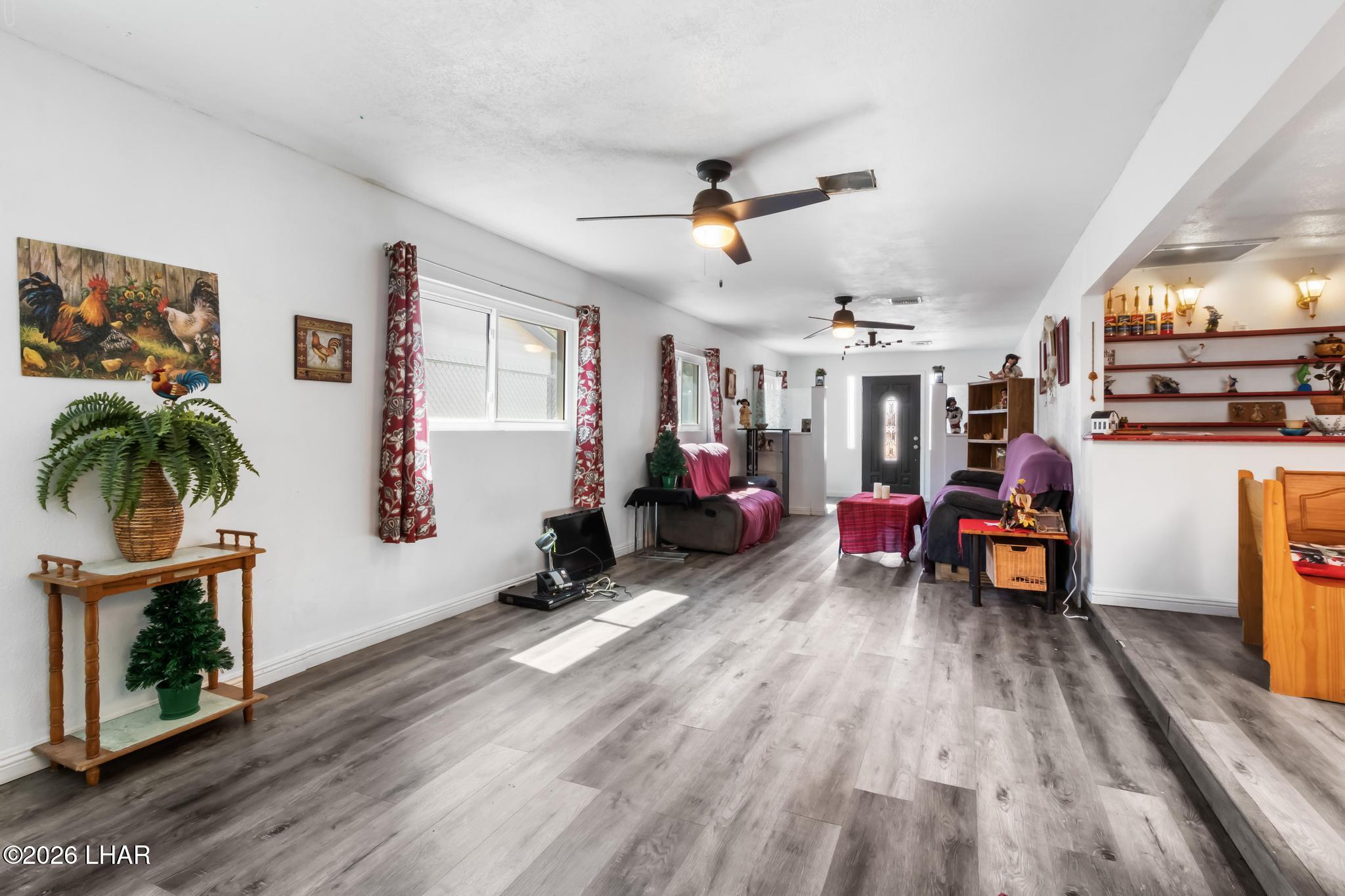 827 Ramar Road Bullhead City, AZ 86442 - Photo 3 of 34 Livingroom