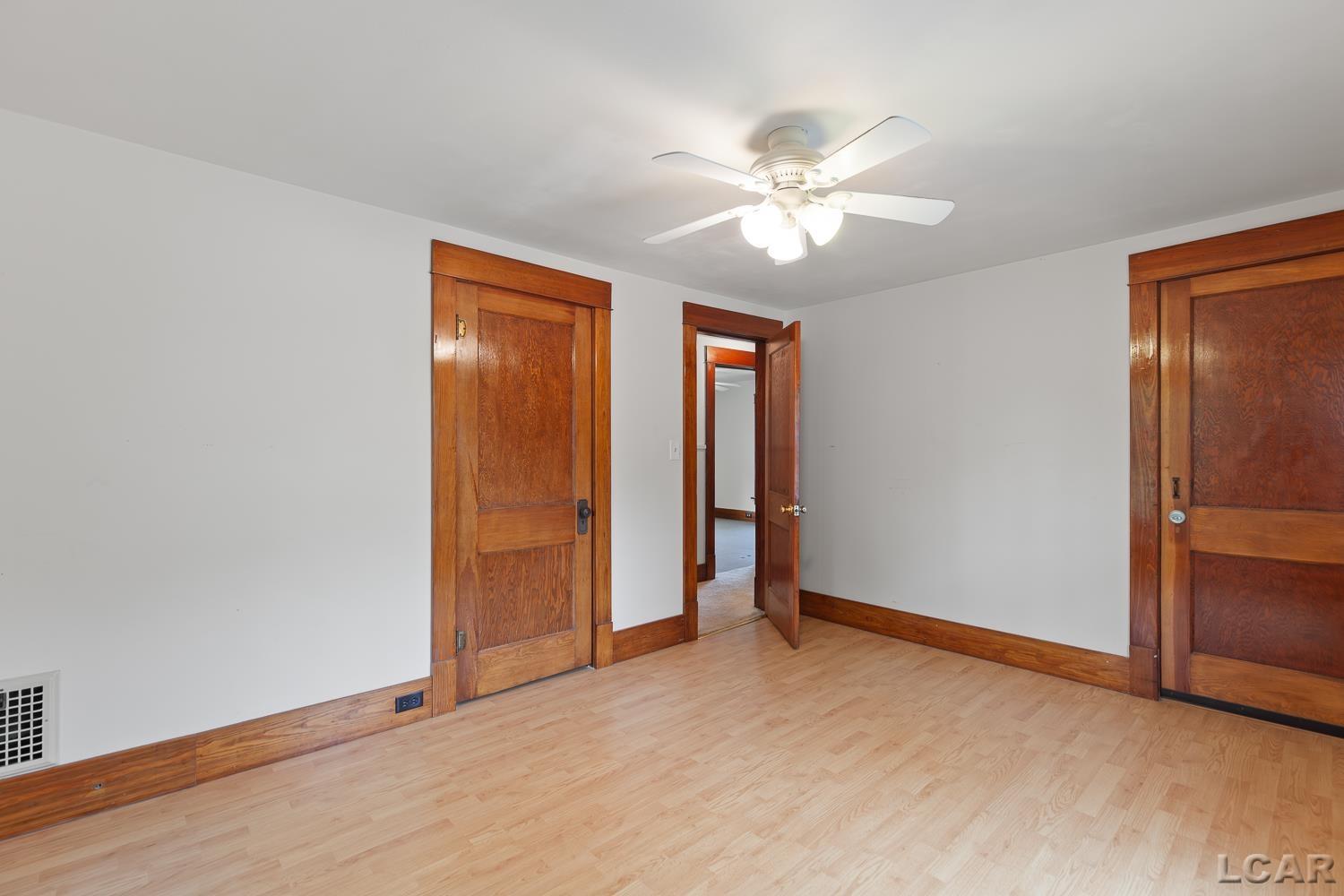 302 Croswell Street Adrian, MI 49221 - Photo 33 of 58