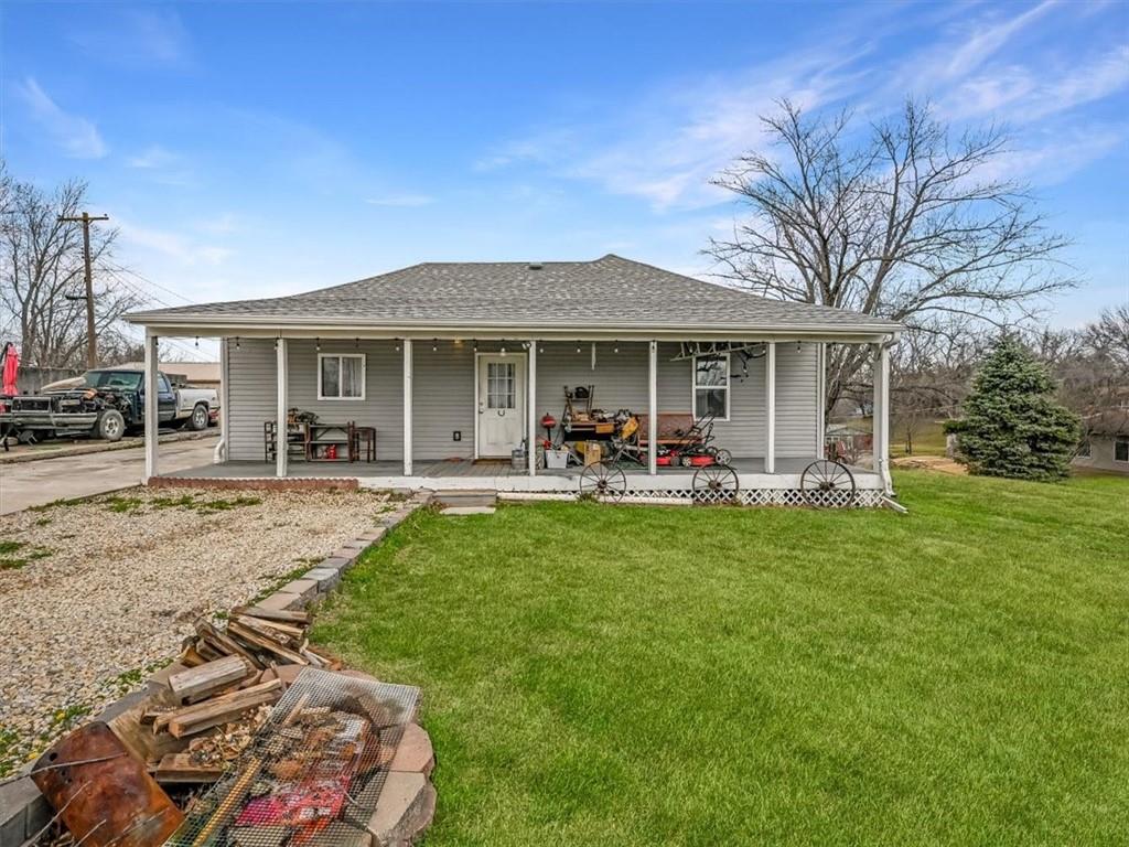 907 George Street Atchison, KS 66002 - Photo 1 of 17