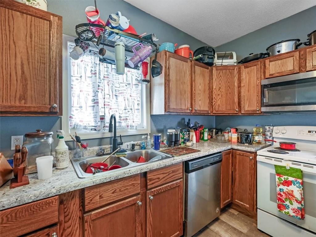 907 George Street Atchison, KS 66002 - Photo 7 of 17