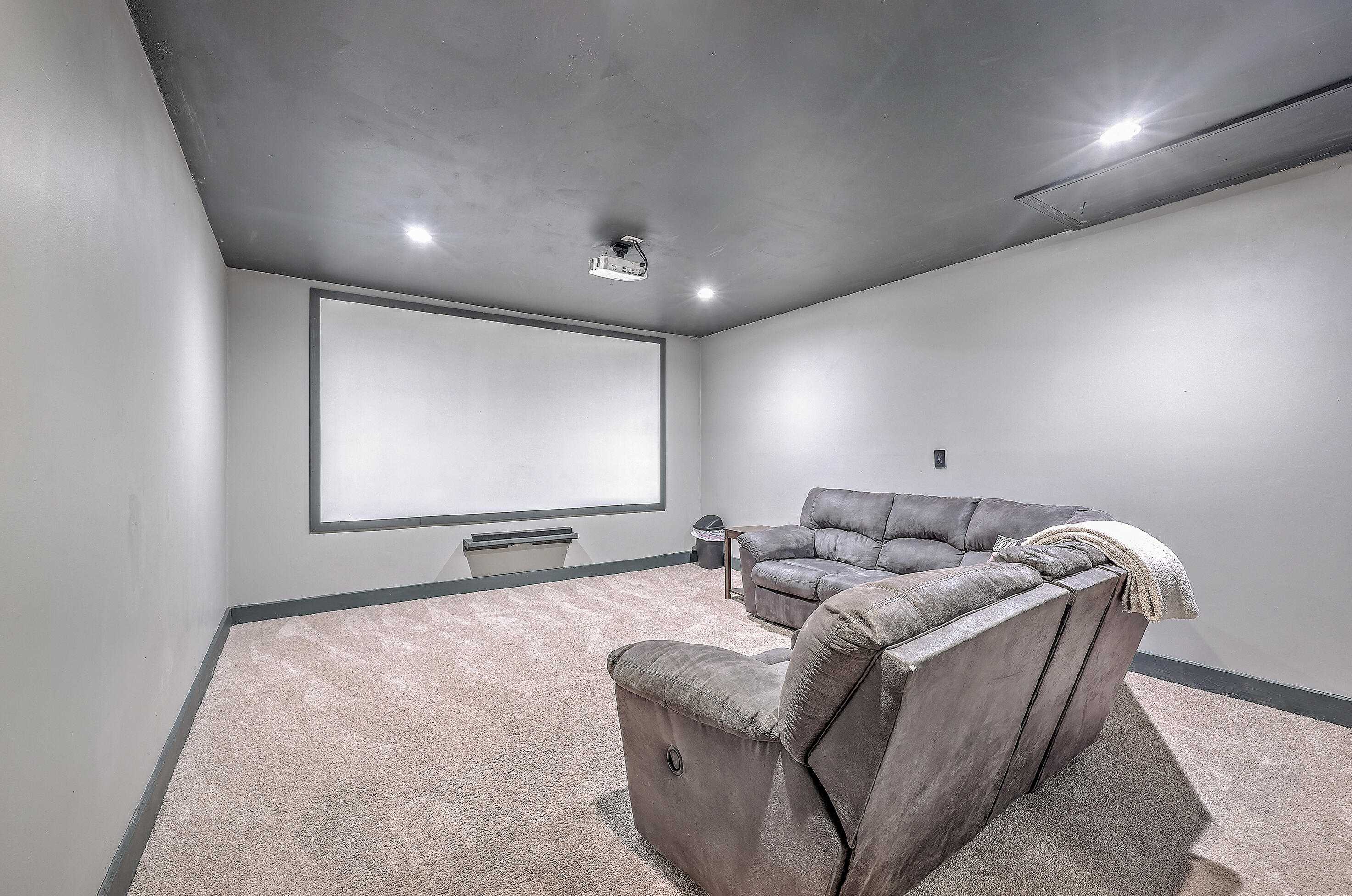 1211 Hampton Drive Summerville, SC 29486 - Photo 13 of 30 ZYN_2742_3_4_5_6_7_8