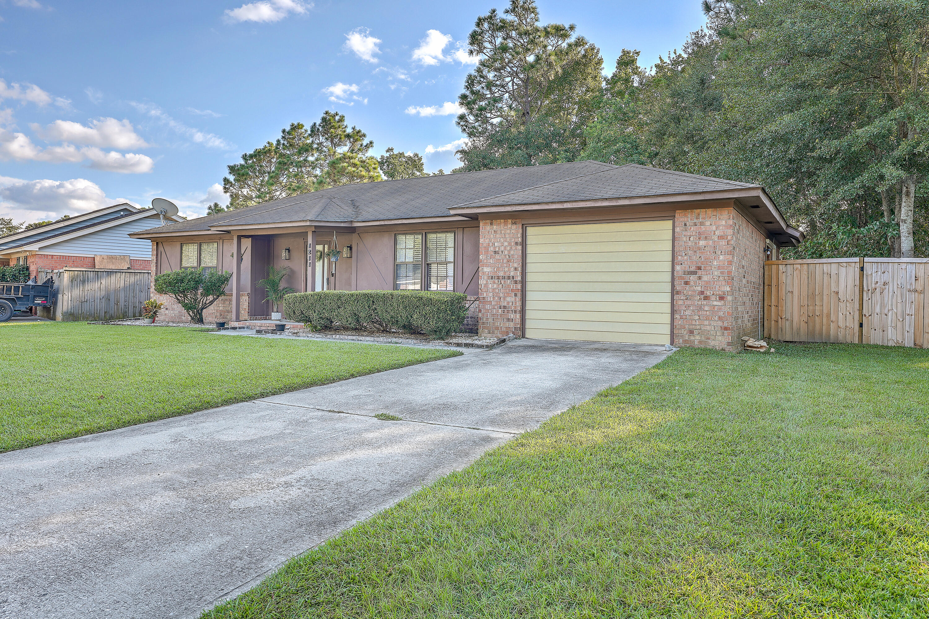 1211 Hampton Drive Summerville, SC 29486 - Photo 30 of 30 ZYN_2637_38_39_40_41_42_43