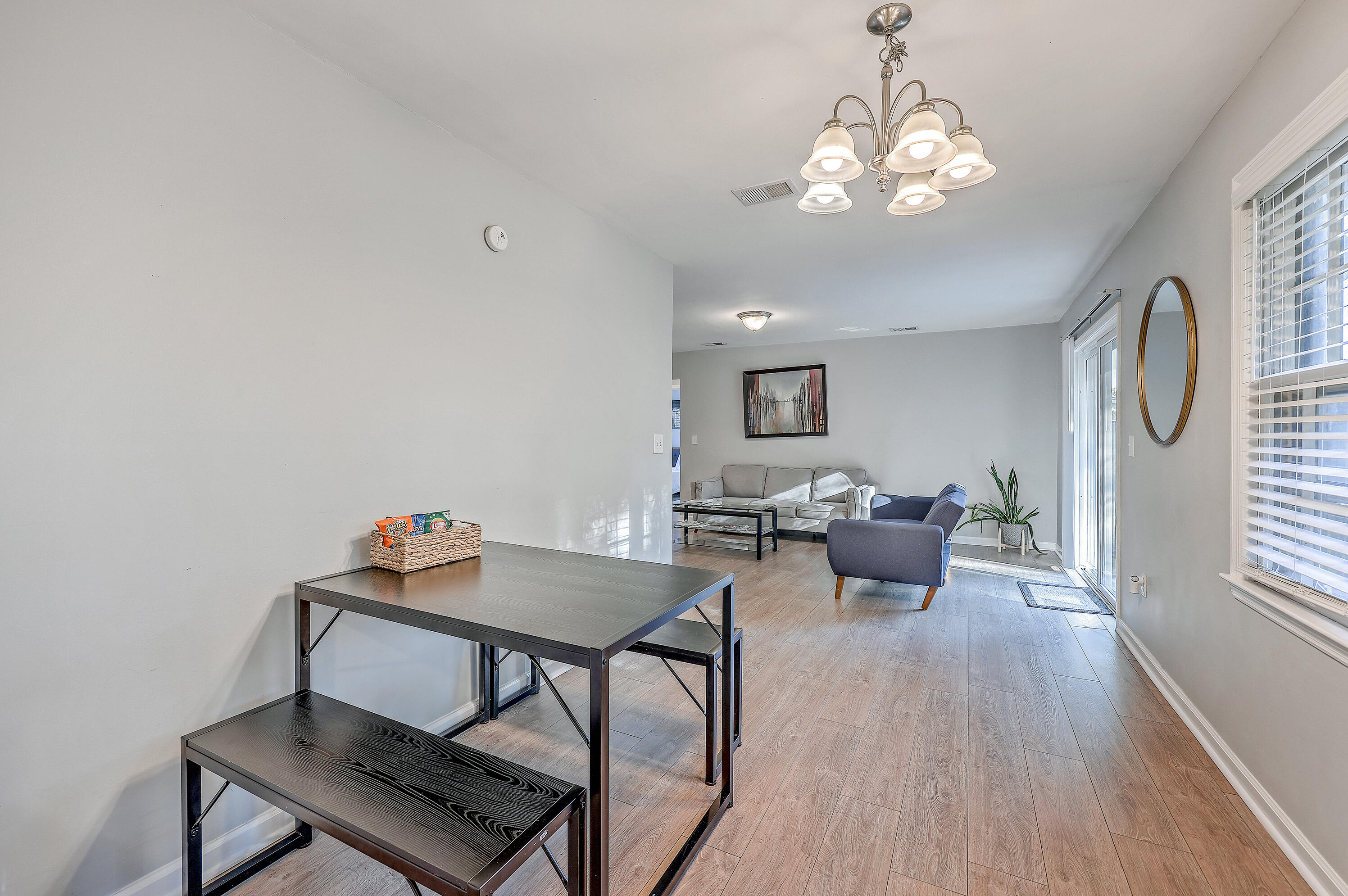 1211 Hampton Drive Summerville, SC 29486 - Photo 8 of 30 ZYN_2707_08_09_10_11_12_13