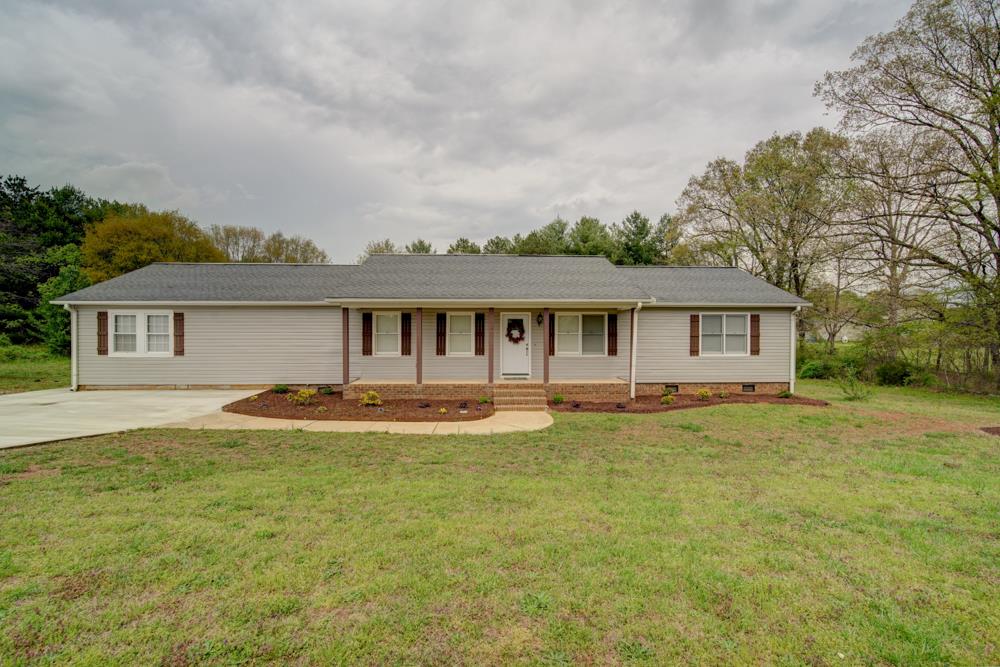 390 Casey Creek Road Chesnee, SC 29323 - Photo 1 of 36 Gallery Image 1