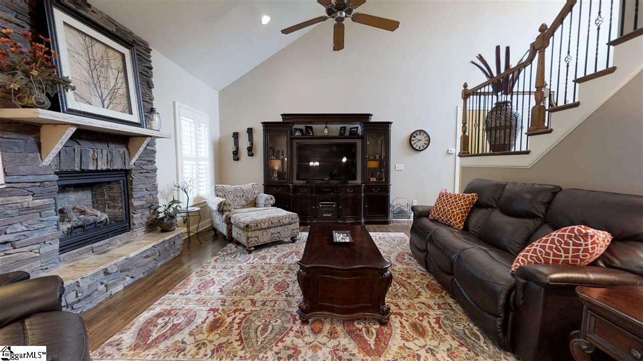106 Quercus Run Fountain Inn, SC 29644 - Photo 8 of 35