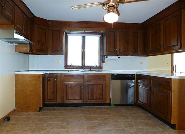 54 Pebble Path Lane West Springfield, MA 01089 - Photo 8 of 24 Gallery Image 8