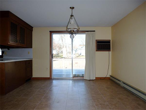 54 Pebble Path Lane West Springfield, MA 01089 - Photo 10 of 24 Gallery Image 10
