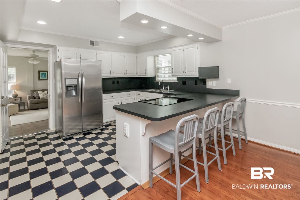 1217 Edinburgh Court Mobile, AL 36609 - Photo 11 of 43