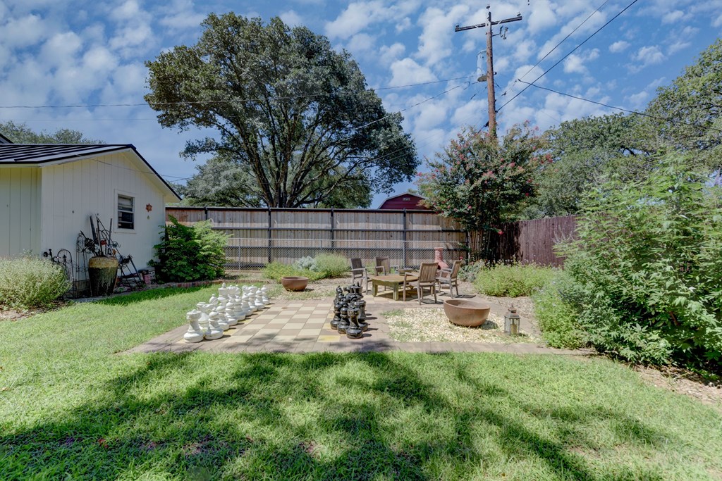 302 Frederick Road Fredericksburg, TX 78624 - Photo 42 of 51