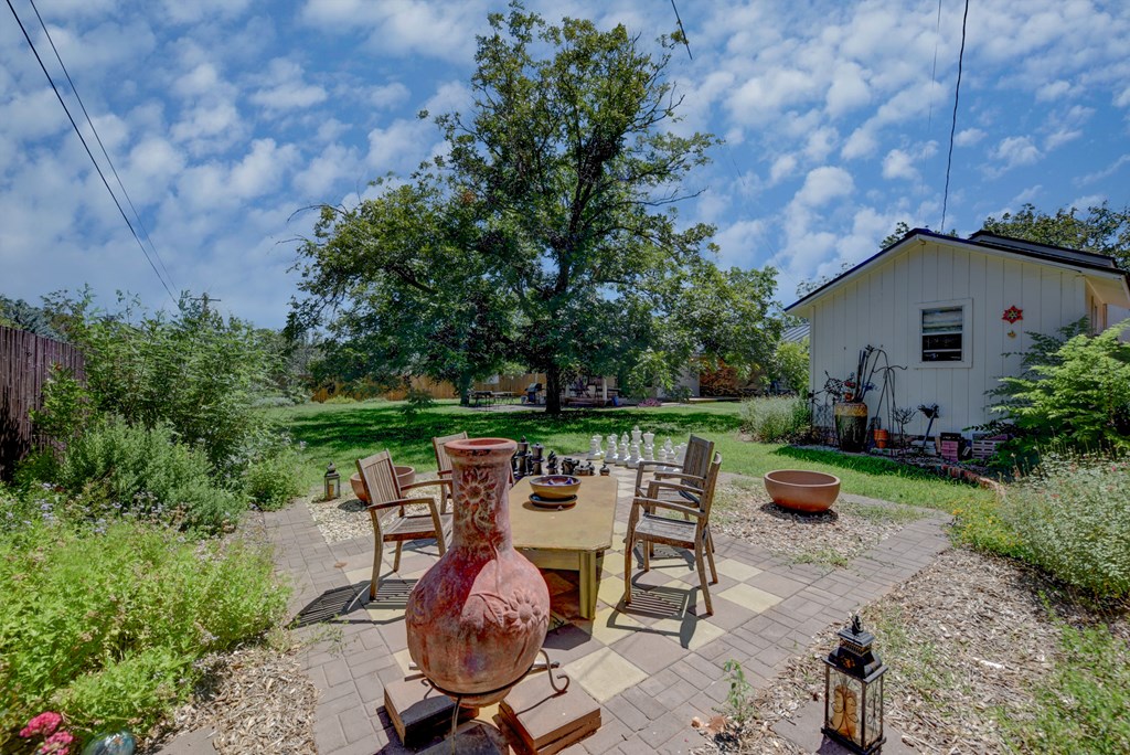 302 Frederick Road Fredericksburg, TX 78624 - Photo 44 of 51
