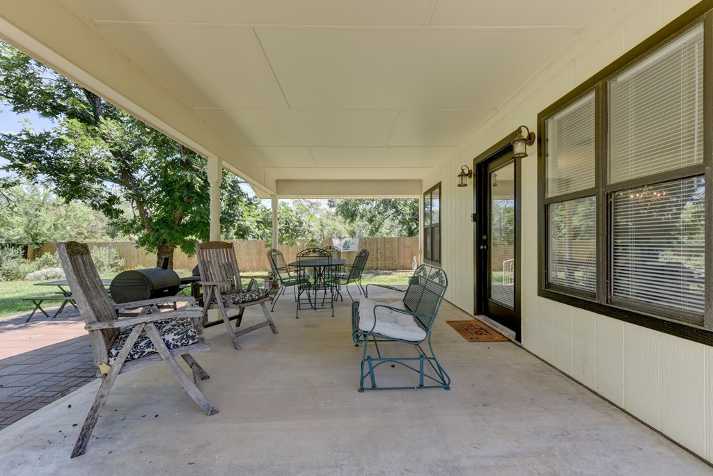 302 Frederick Road Fredericksburg, TX 78624 - Photo 50 of 51