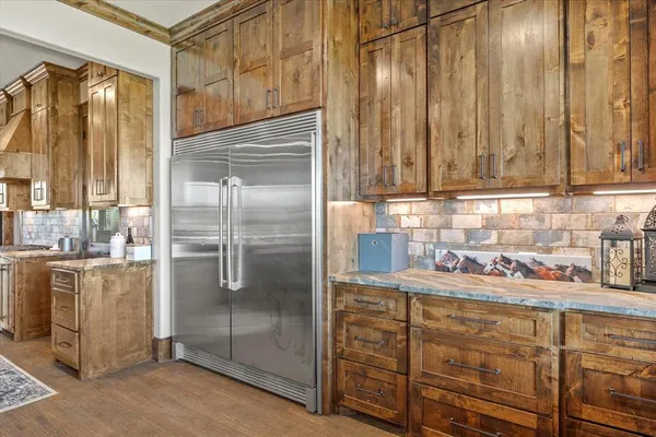 a utility room with sink dryer and washer