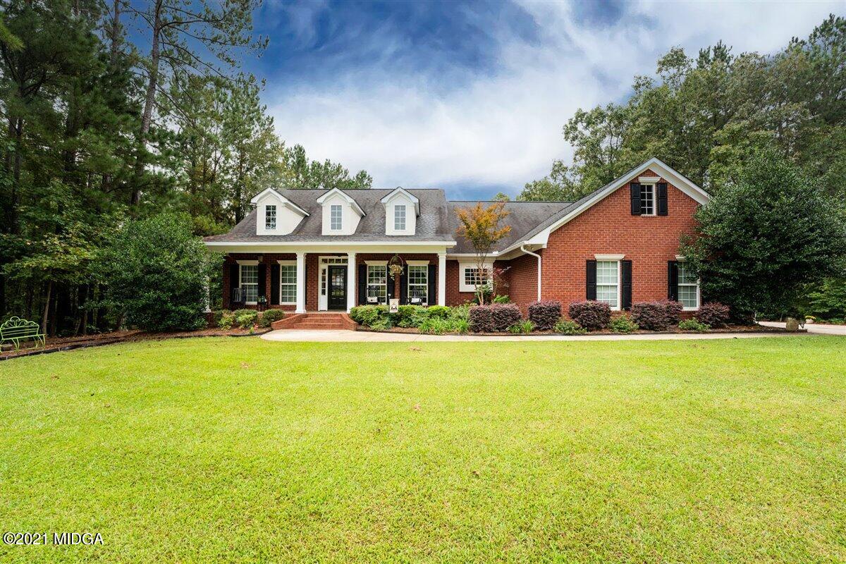 64 York Place Forsyth, GA 31029 - Photo 1 of 40 Front
