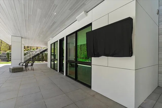 $4,750,000 | 329 North Lakeshore Drive, Holland, MI 49424