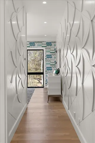 $4,750,000 | 329 North Lakeshore Drive, Holland, MI 49424