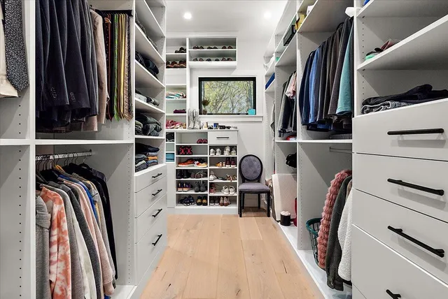 $4,750,000 | 329 North Lakeshore Drive, Holland, MI 49424