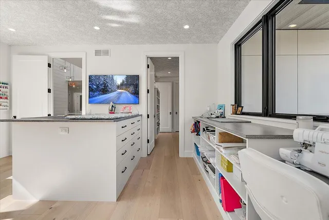 $4,750,000 | 329 North Lakeshore Drive, Holland, MI 49424