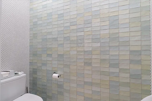 $4,750,000 | 329 North Lakeshore Drive, Holland, MI 49424