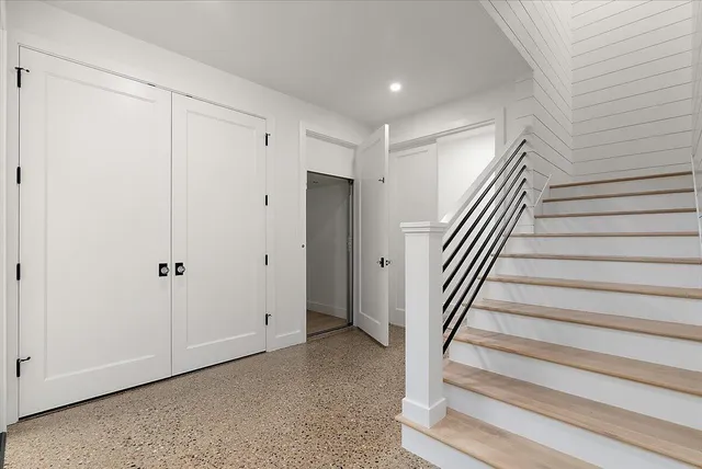 $4,750,000 | 329 North Lakeshore Drive, Holland, MI 49424