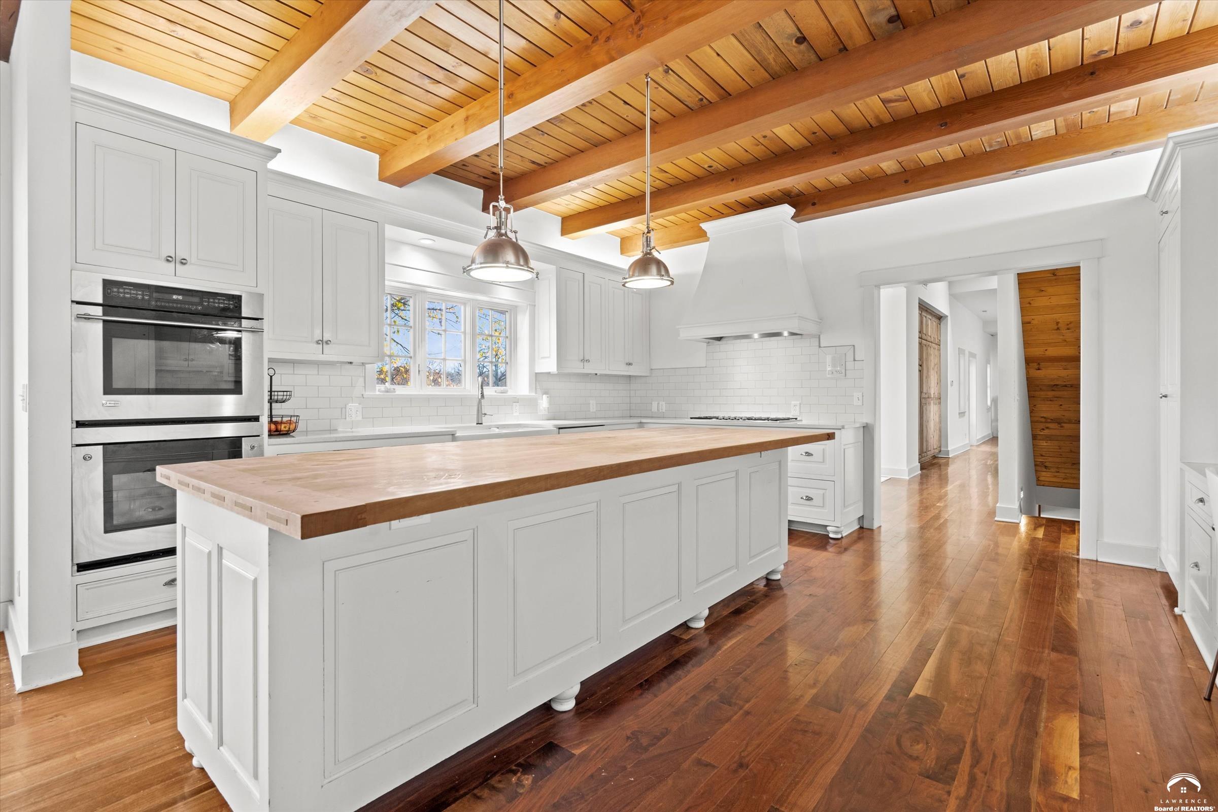 1173 North 1000th Road Lawrence, KS 66047 - Photo 11 of 60