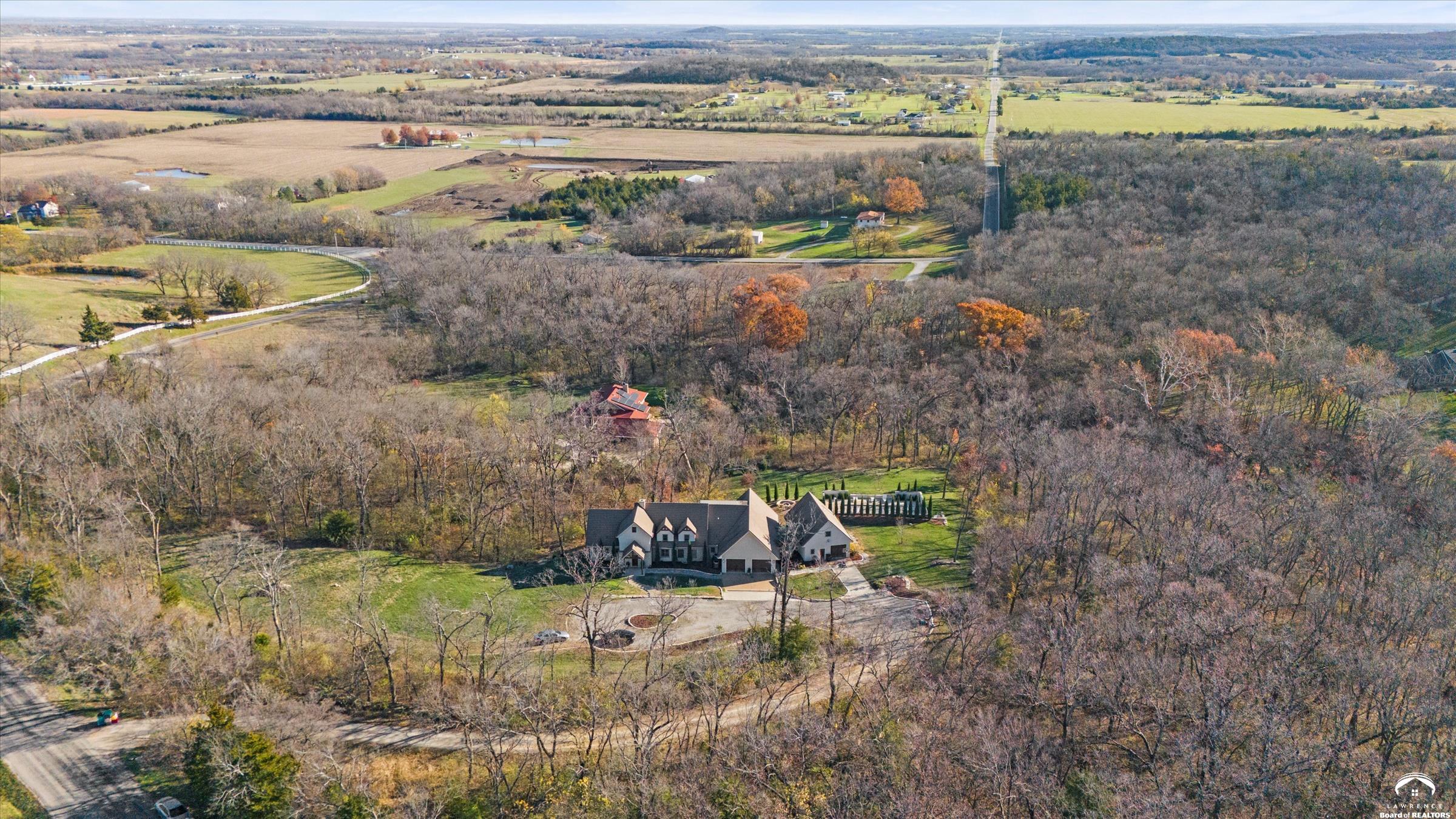 1173 North 1000th Road Lawrence, KS 66047 - Photo 2 of 60
