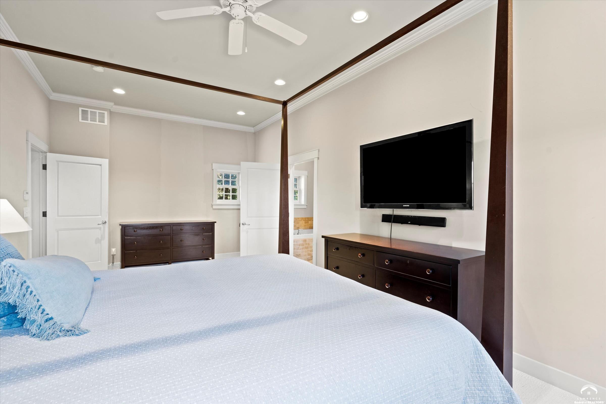 1173 North 1000th Road Lawrence, KS 66047 - Photo 21 of 60