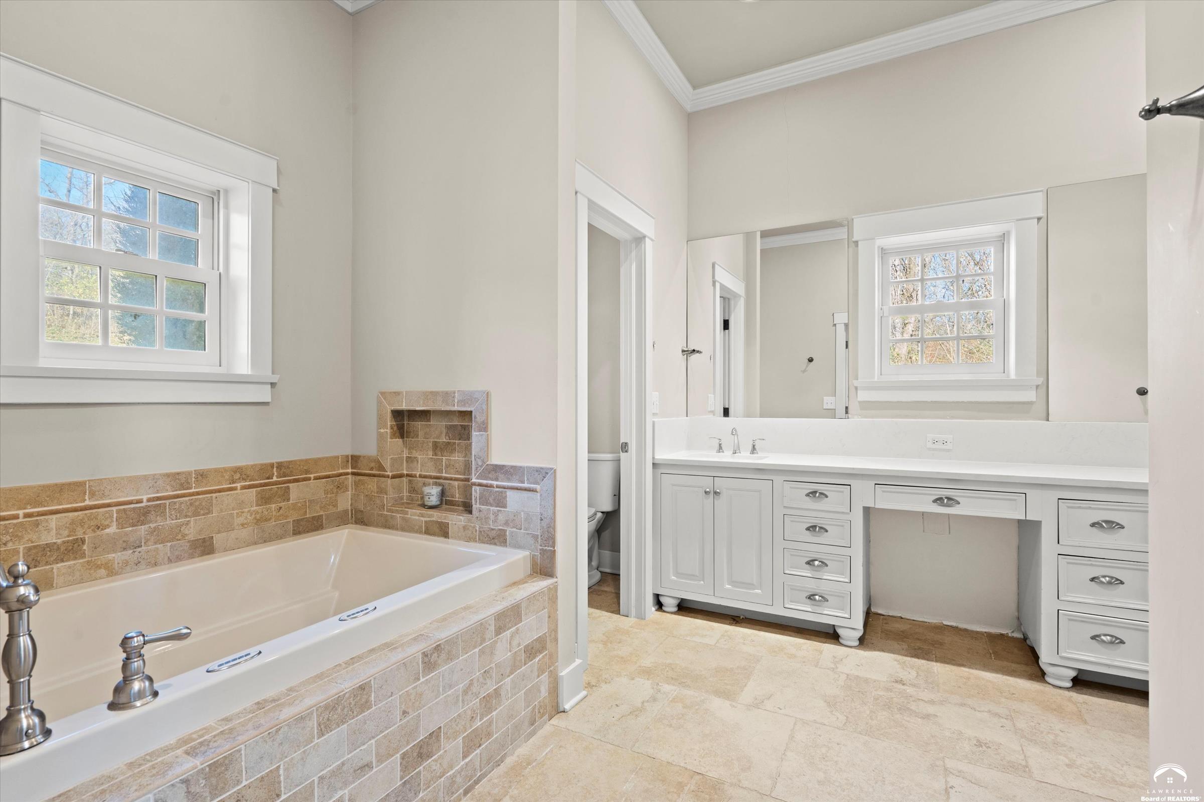 1173 North 1000th Road Lawrence, KS 66047 - Photo 24 of 60