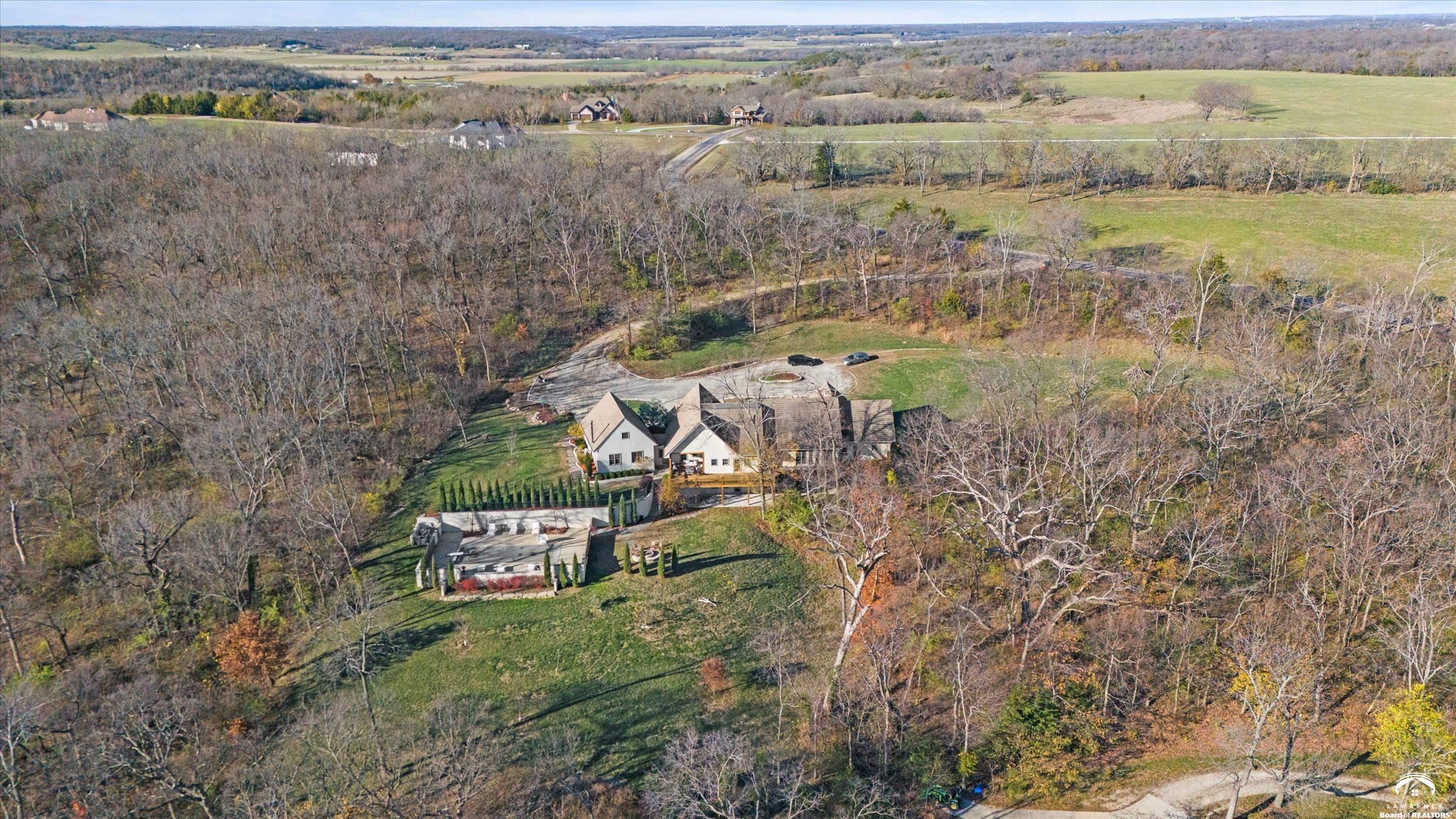 1173 North 1000th Road Lawrence, KS 66047 - Photo 5 of 60