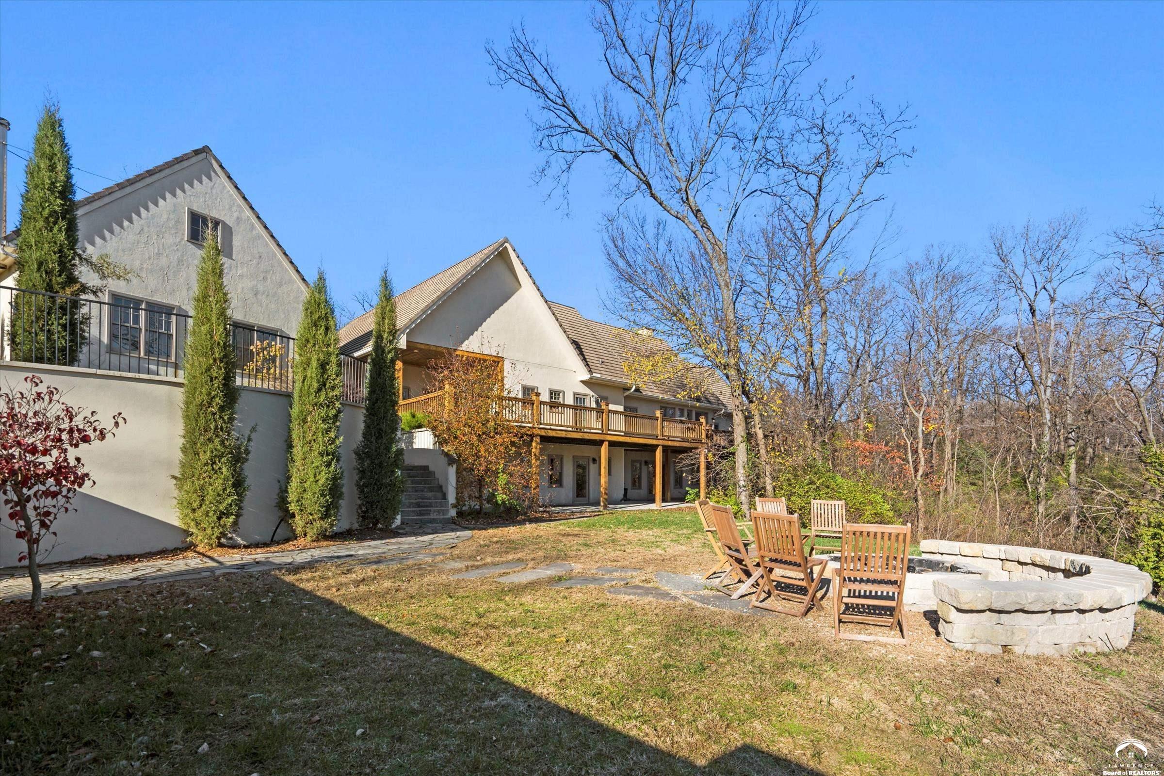 1173 North 1000th Road Lawrence, KS 66047 - Photo 6 of 60