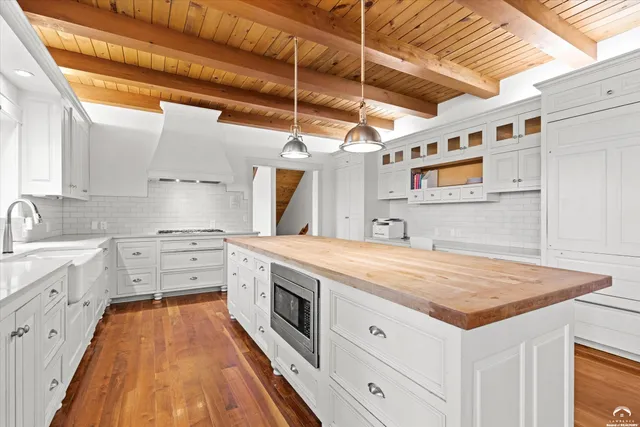 $1,350,000 | 1173 North 1000th Road, Lawrence, KS 66047